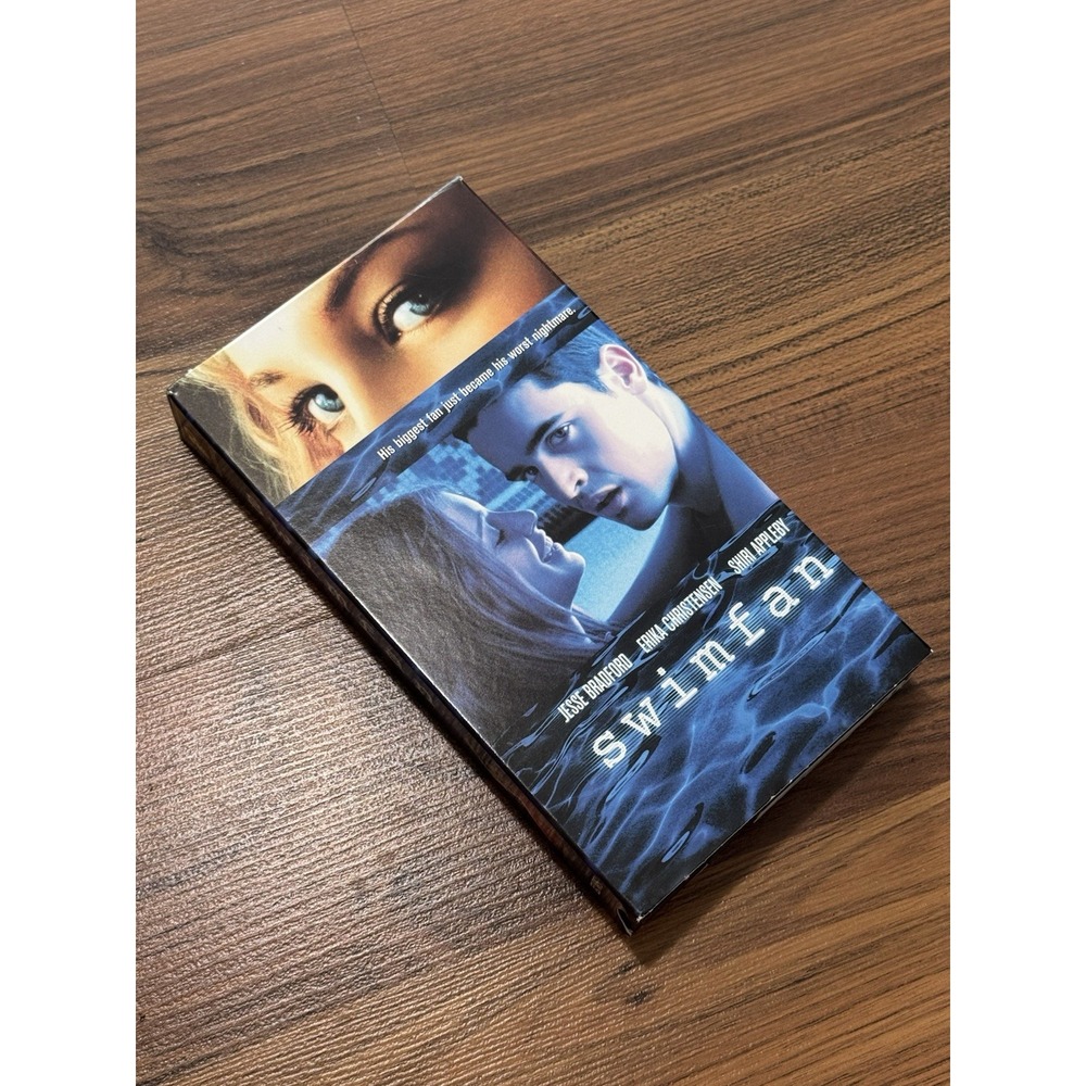 Swimfan VHS - Jesse Bradford - Erika Christensen - Shiri Appleby Horror